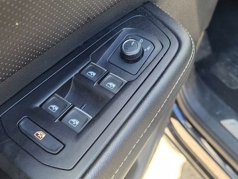 Used 2025 Volkswagen Atlas SE AWD/4WD image 11