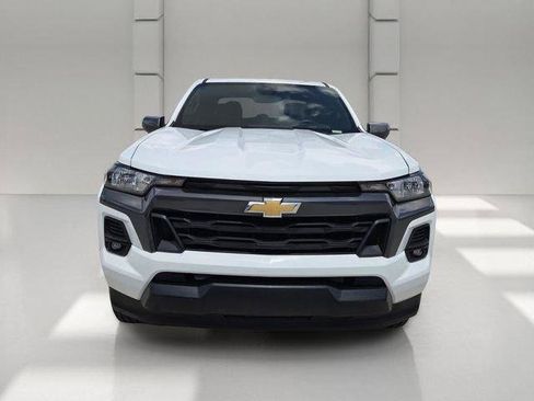 Used 2024 Chevrolet Colorado LT w/ LT Convenience Package RWD image 8