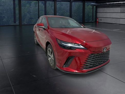 Used 2024 Lexus RX 350 FWD w/ Technology Package image 2