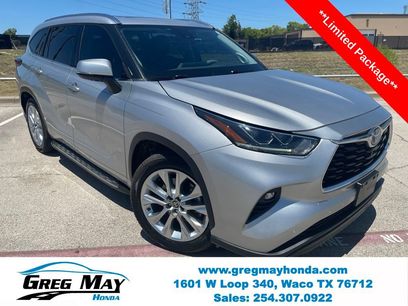 Used 2022 Toyota Highlander Limited