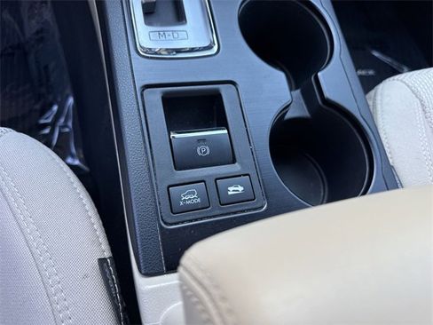 Used 2018 Subaru Outback 2.5i Premium image 21