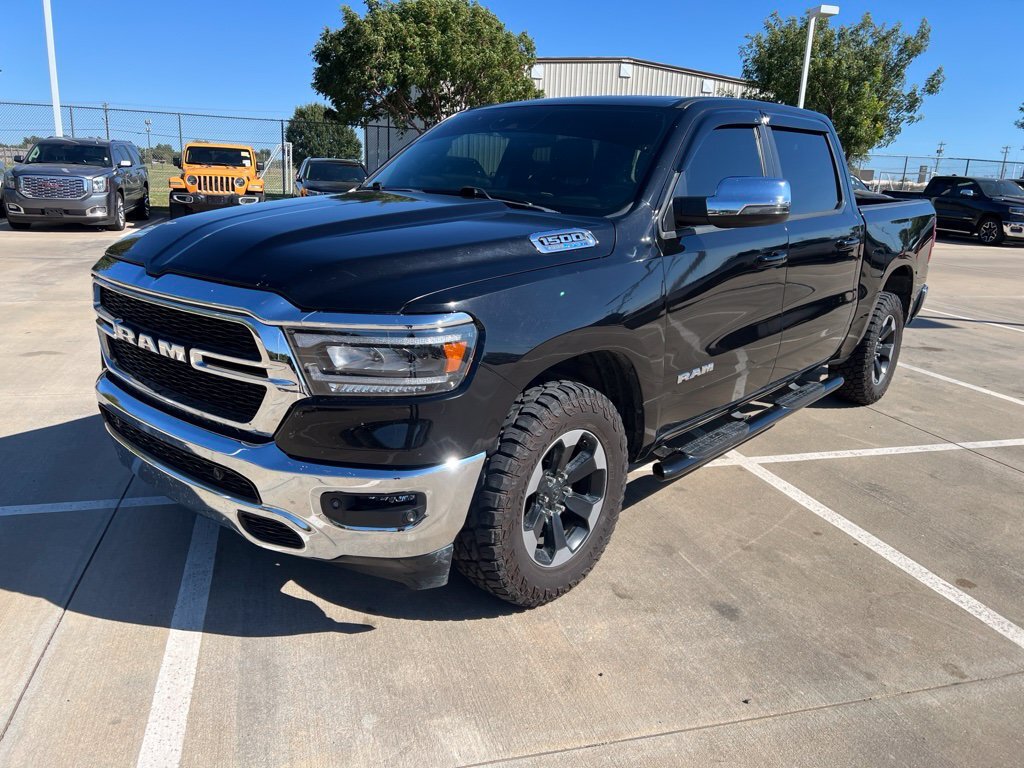 Used 2023 RAM 1500 Laramie AWD/4WD image 1