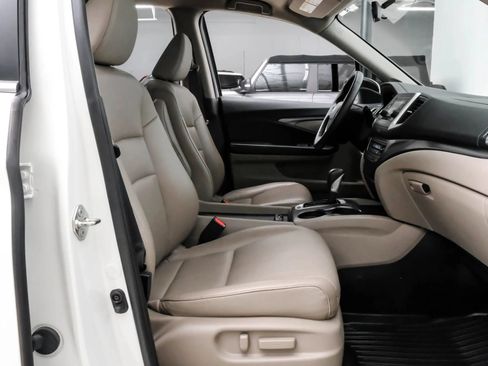 Used 2017 Honda Ridgeline RTL image 32