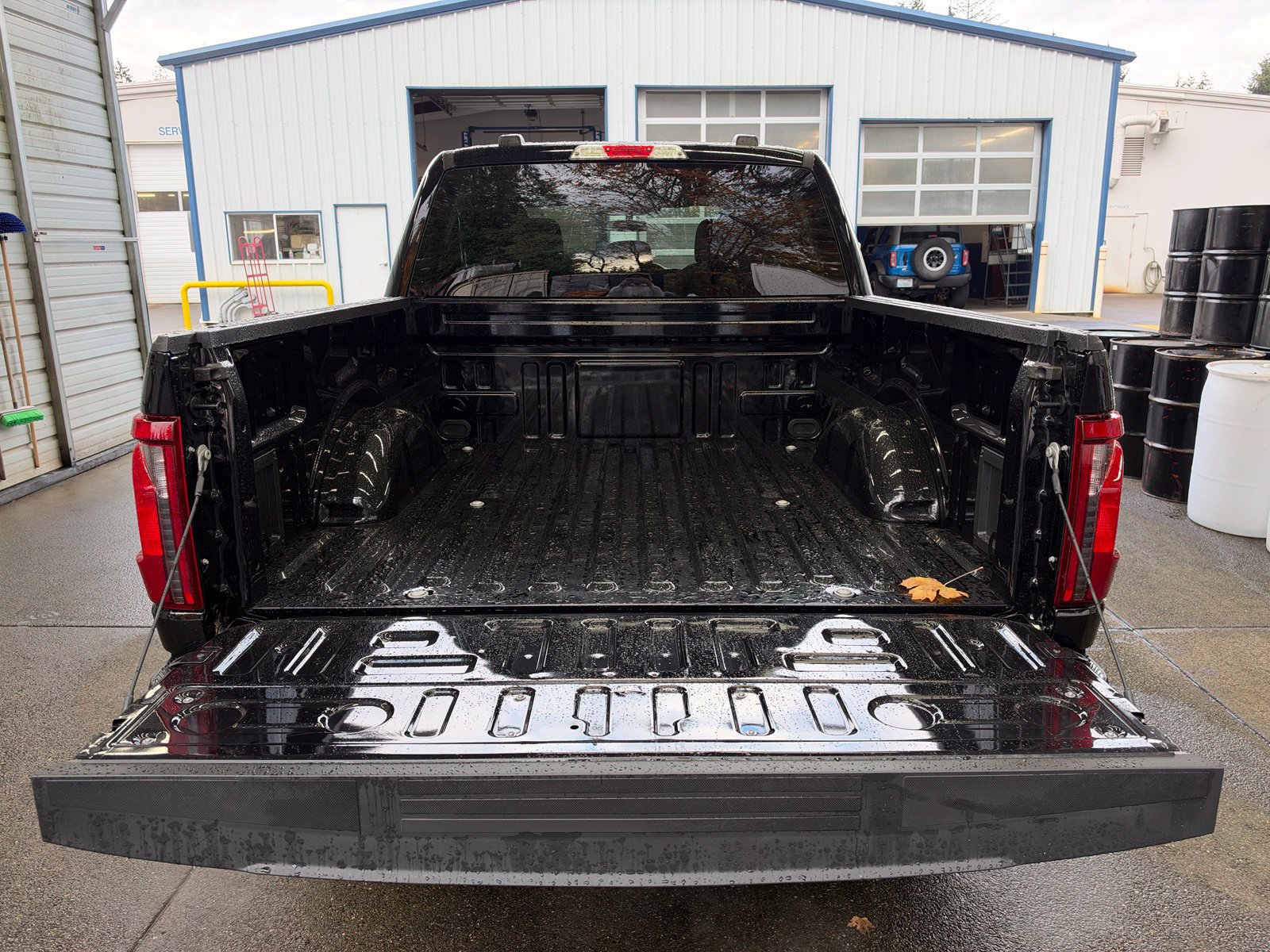 Used 2026 Ford F150 STX w/ Equipment Group 201A FX4 AWD/4WD image 7
