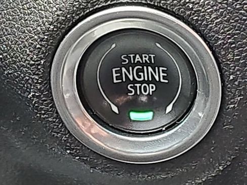 Used 2021 GMC Sierra 1500 Denali AWD/4WD image 19