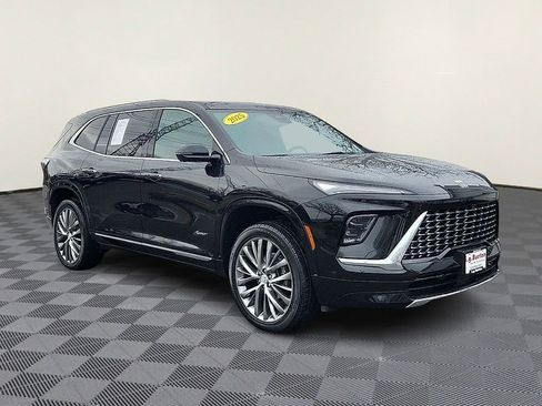 Used 2025 Buick Enclave Avenir w/ Trailering Package, 5000 lbs. AWD/4WD image 1