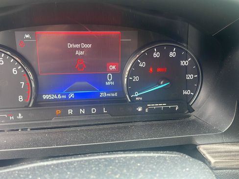 Used 2021 Ford Explorer Limited w/ Equipment Group 301A RWD image 12