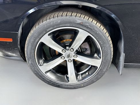 Used 2018 Dodge Challenger SXT w/ Blacktop Package image 36