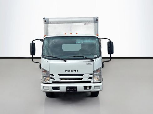 Used 2019 Isuzu NQR RWD image 7