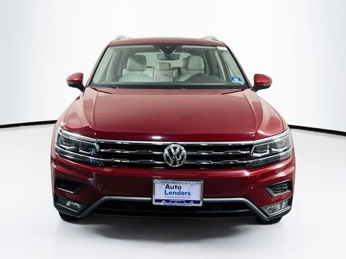 Used 2018 Volkswagen Tiguan SEL Premium w/ 3rd Row Seat Package AWD/4WD image 2