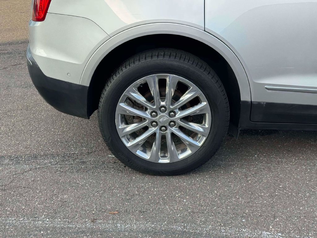 Used 2019 Cadillac XT5 Platinum AWD/4WD image 10