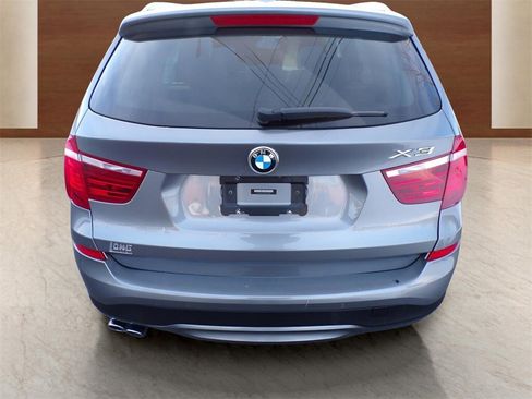 Used 2017 BMW X3 xDrive28i image 12