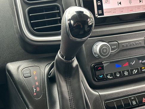 New 2026 RAM ProMaster 2500 w/ Quick Order Package 22G SLT image 21