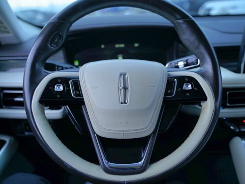 Used 2020 Lincoln Aviator Black Label w/ Dynamic Handling Package image 10