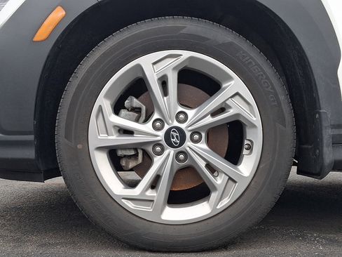 Certified 2023 Hyundai Kona SEL w/ Cargo Package image 4