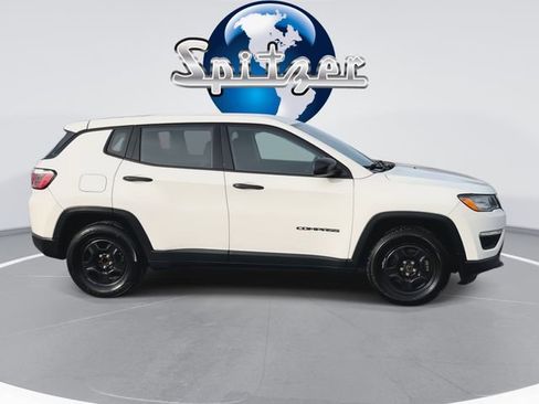 Used 2018 Jeep Compass Sport image 10