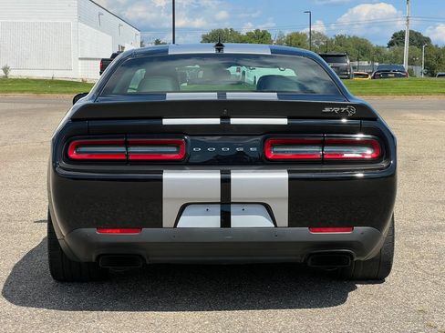 Used 2020 Dodge Challenger SRT Hellcat RWD image 36