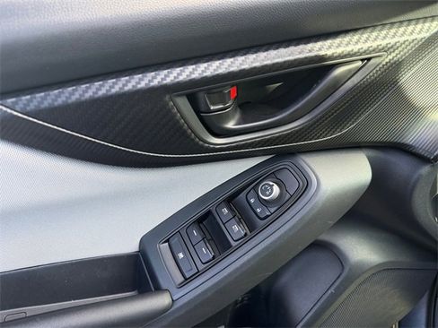 Used 2022 Subaru Crosstrek 2.0i Premium w/ Moonroof Package image 18