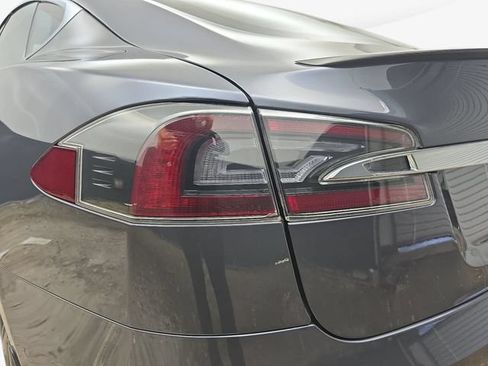 Used 2020 Tesla Model S Performance AWD/4WD image 35