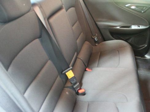 Used 2018 Chevrolet Malibu LS image 9