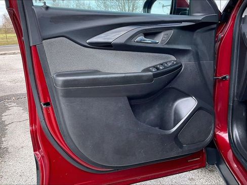 Used 2023 Chevrolet TrailBlazer LT w/ Convenience Package image 17