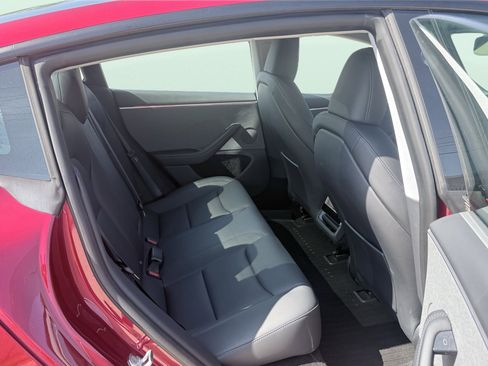 Used 2025 Tesla Model 3 RWD image 33