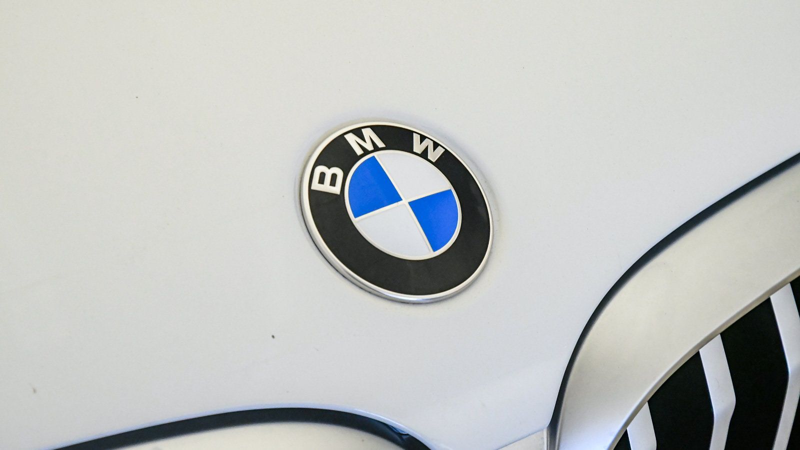 Certified 2024 BMW X3 sDrive30i w/ Premium Package RWD image 8