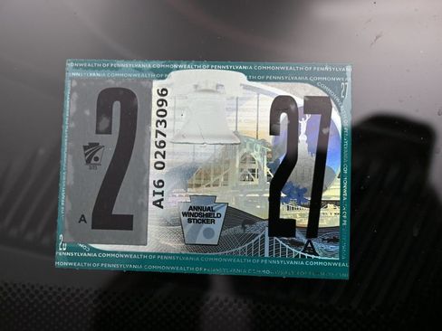 Used 2025 Dodge Charger R/T w/ Sun & Sound Package image 9