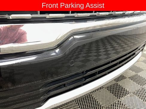 Used 2023 GMC Acadia Denali FWD image 17