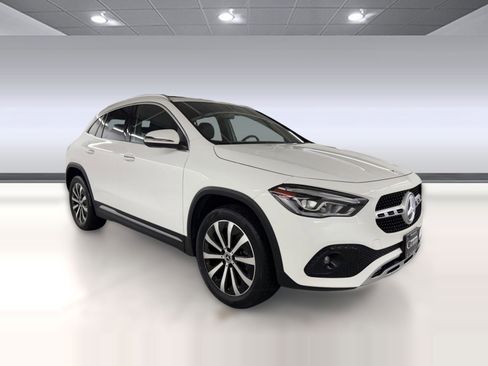 Certified 2023 Mercedes-Benz GLA 250 w/ Premium Package image 7