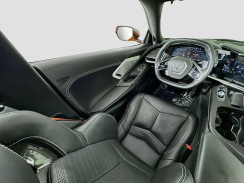 Used 2022 Chevrolet Corvette Stingray Premium Cpe w/ Z51 Performance Package RWD image 16