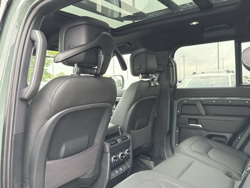 New 2026 Land Rover Defender 110 Trophy Edition AWD/4WD image 12