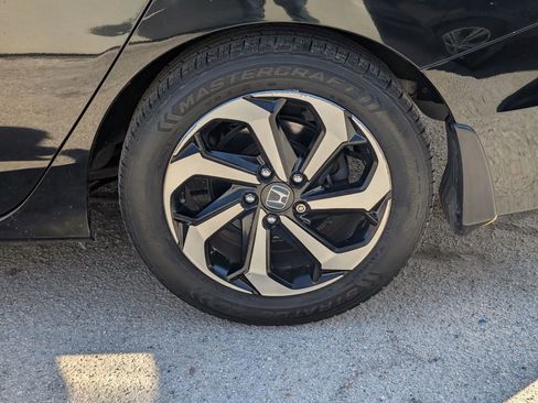 Used 2016 Honda Accord EX-L image 13