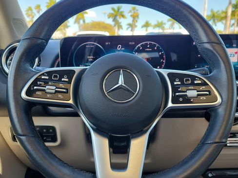 Certified 2022 Mercedes-Benz GLB 250 GLB 250 image 28