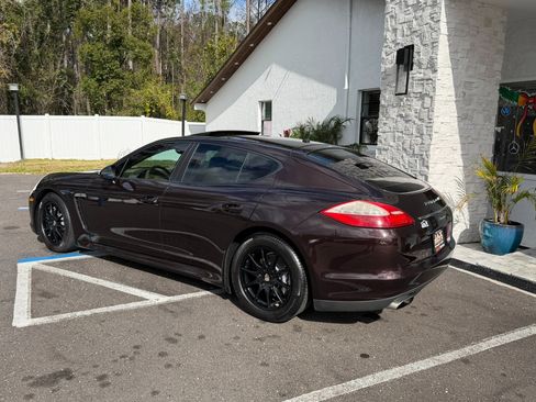 Used 2011 Porsche Panamera image 11