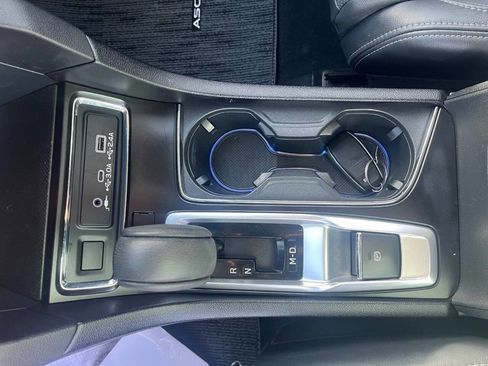 Used 2023 Subaru Ascent Limited image 22