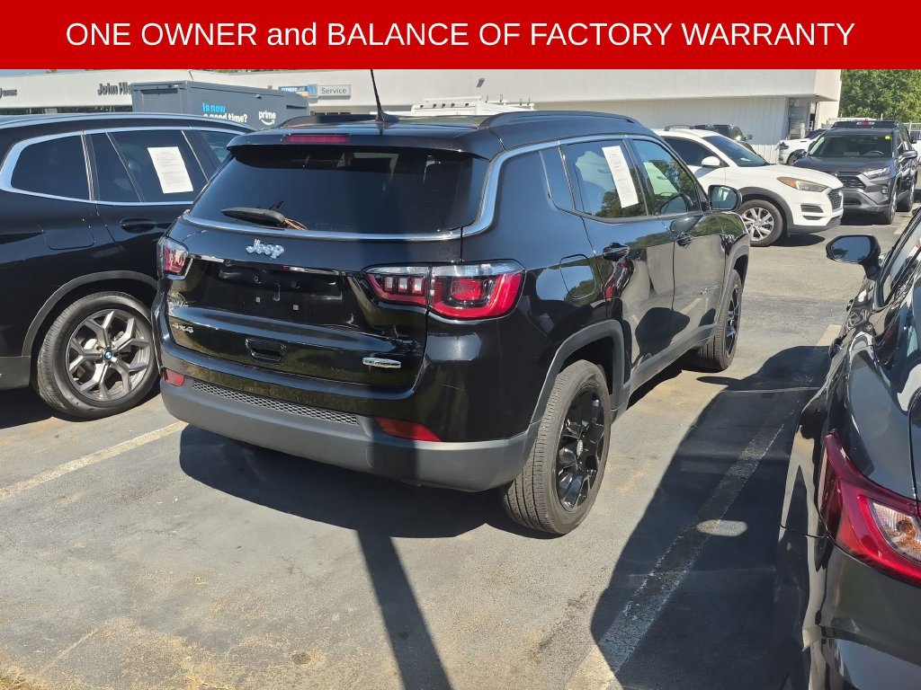 Used 2023 Jeep Compass Latitude AWD/4WD image 3