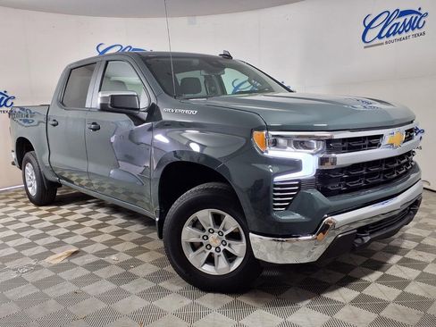 Used 2025 Chevrolet Silverado 1500 LT image 1