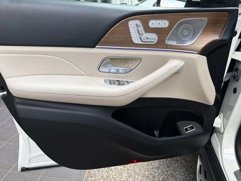 Used 2024 Mercedes-Benz GLE 350 4MATIC image 19
