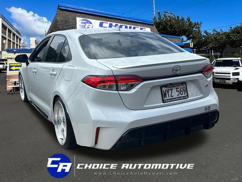 Used 2024 Toyota Corolla SE FWD image 5