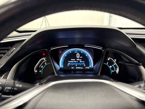 Used 2020 Honda Civic Touring image 16