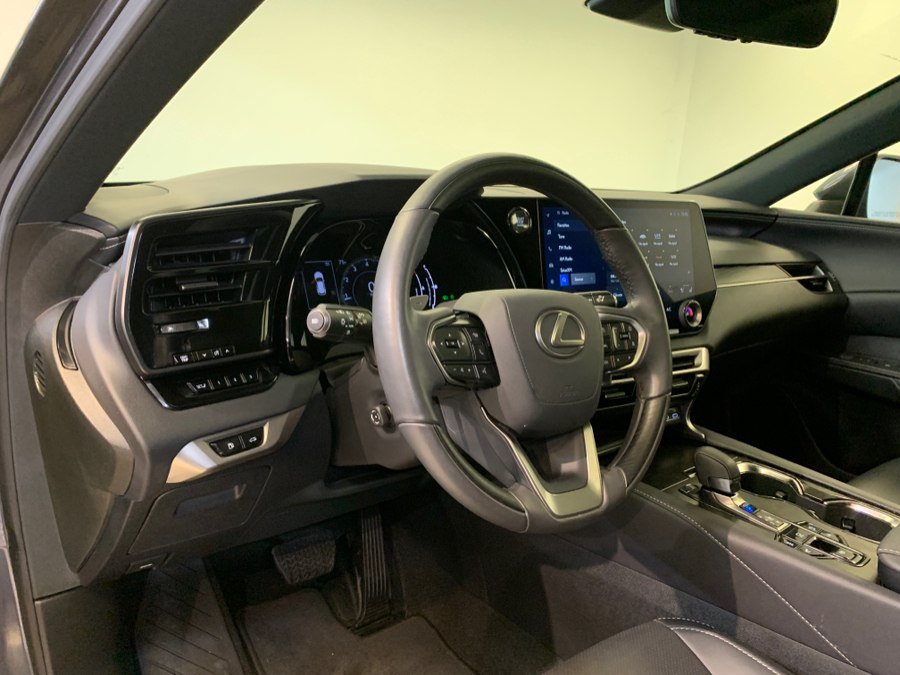 Used 2024 Lexus RX 350 Premium w/ Accessory Package (Z1) AWD/4WD image 13