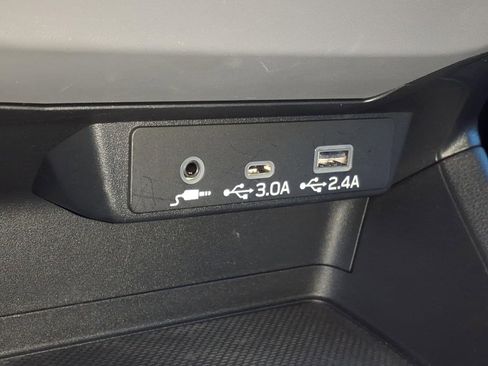 Used 2024 Subaru Crosstrek 2.0i Premium image 20