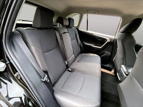 Used 2023 Toyota RAV4 LE AWD/4WD image 20