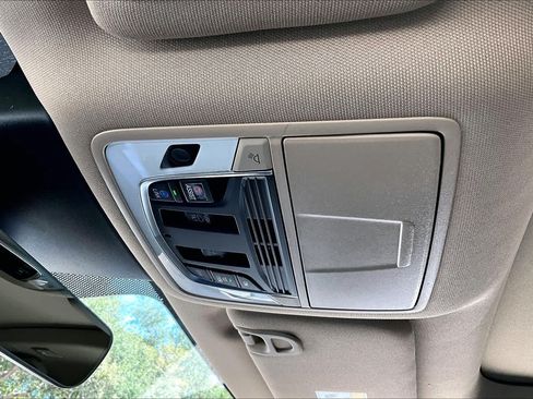 Used 2024 Acura MDX FWD w/ Technology Package image 32