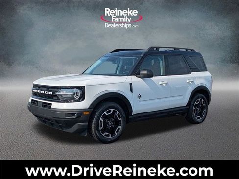 Certified 2023 Ford Bronco Sport Outer Banks w/ Tech Package image 1