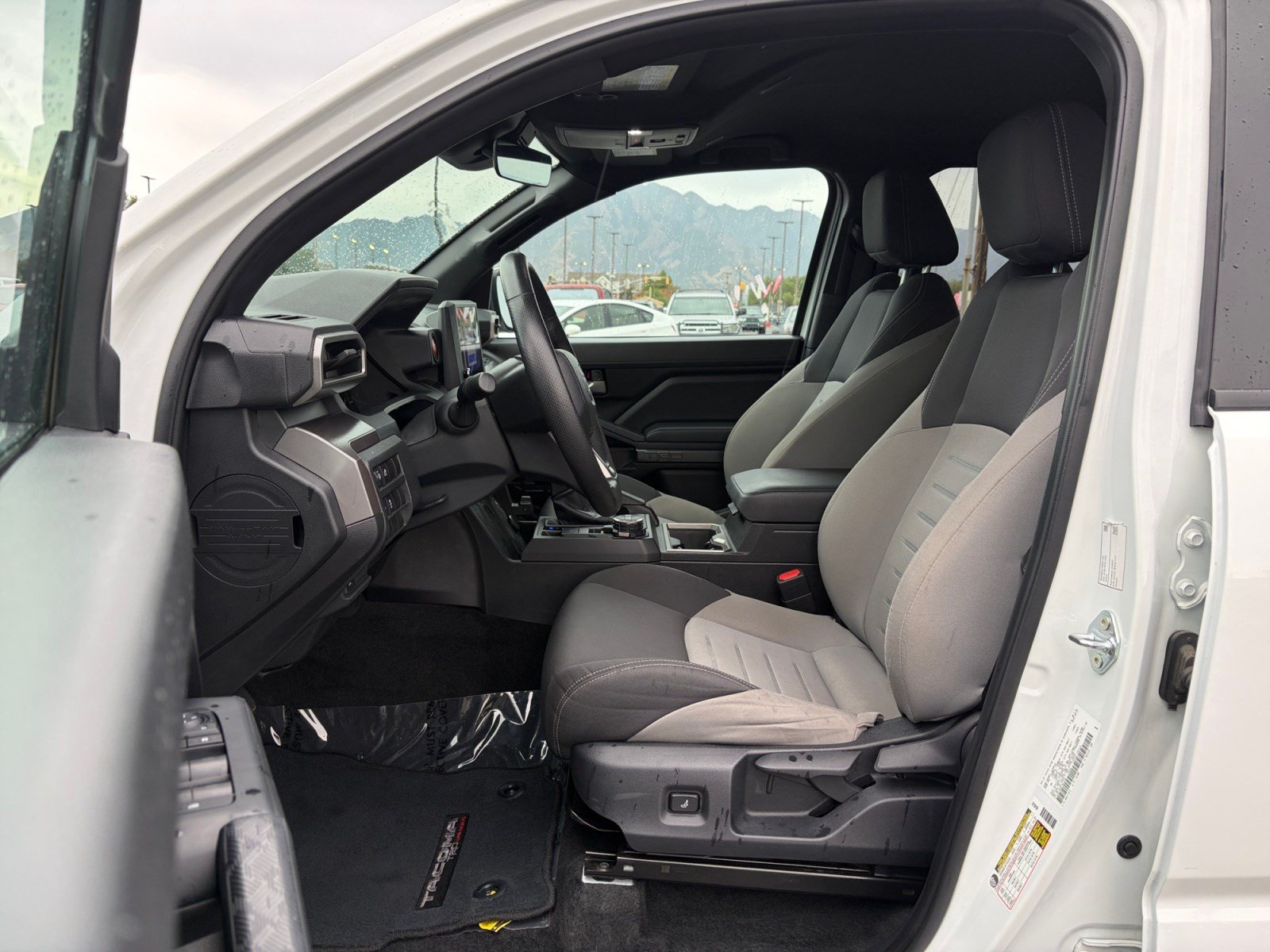 Used 2024 Toyota Tacoma TRD Off-Road AWD/4WD image 11