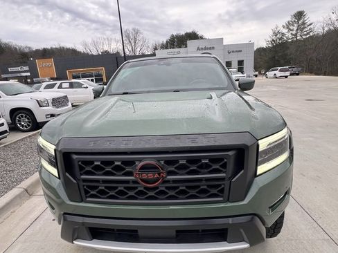 Used 2022 Nissan Frontier PRO-4X w/ Off-Road Protection Package image 9