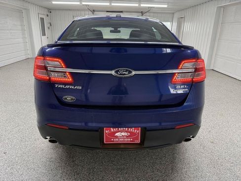Used 2014 Ford Taurus SEL w/ Equipment Group 201A FWD image 5