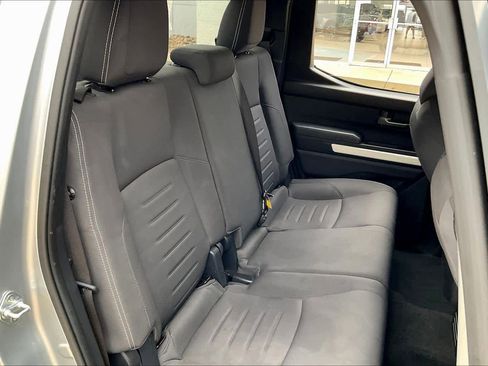 Used 2024 Toyota Tacoma TRD Off-Road image 18